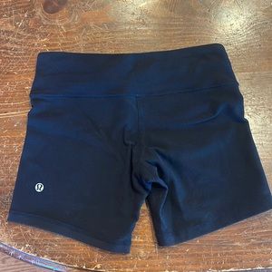 Reversible lululemon bike shorts